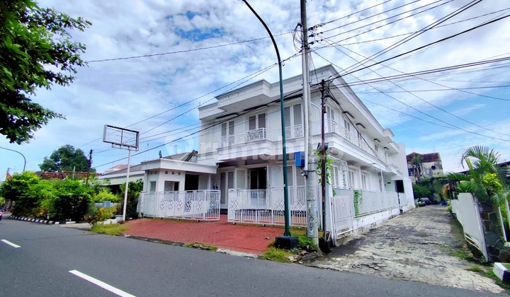 KANTOR LUAS DI DAERAH WIROGUNAN, MERGANGSAN, JOGJA KANTOR LUAS DI DAERAH WIROGUNAN, MERGANGSAN, JOGJA