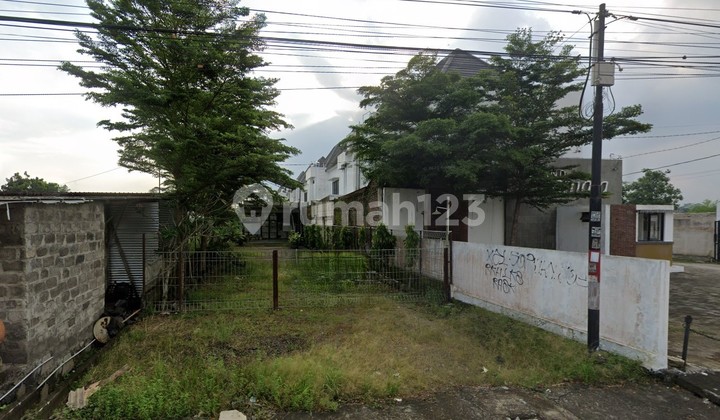 DIJUAL TANAH DAN BANGUNAN COCOK UNTUK RESTO, TAMAN MARTANI SLEMAN