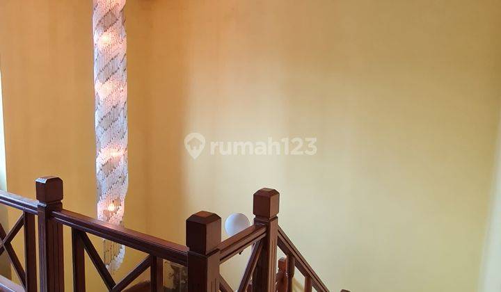 Dijual Murah Rumah 2 Lantai Semi Furnished di Taman Pabuaran 2