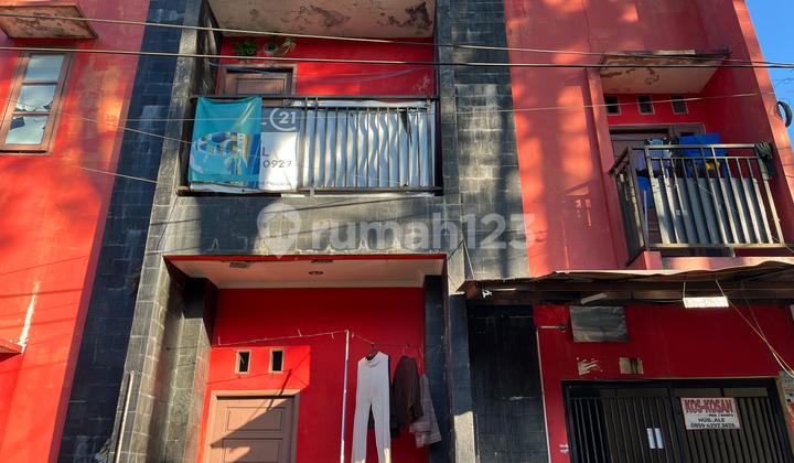 14-Room 2-Storey Boarding House 100% Occupancy Car Access