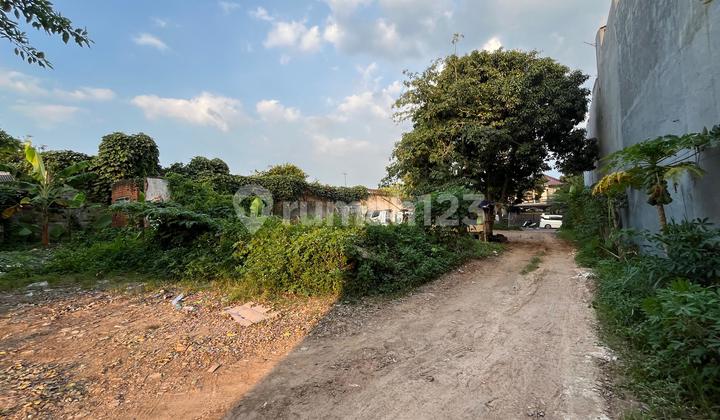 Tanah Pinggir Jalan Raya 1748M² di Bawah NJOP Tanah Pinggir Jalan Raya 1748M² di Bawah NJOP