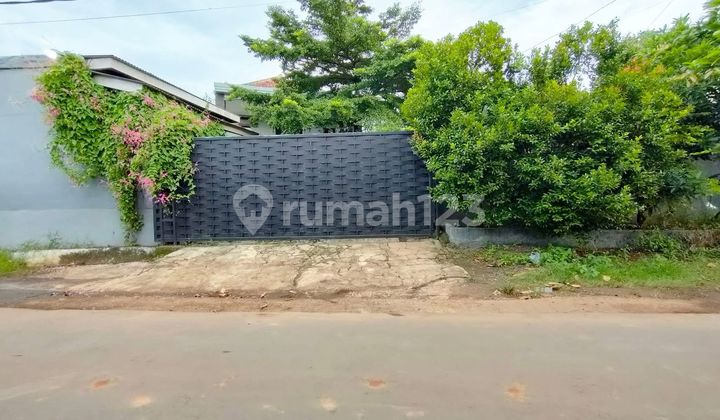 For Sale, Ready-to-Live Villa House in Setu, Bekasi. For Sale, Ready-to-Live Villa House in Setu, Bekasi.
