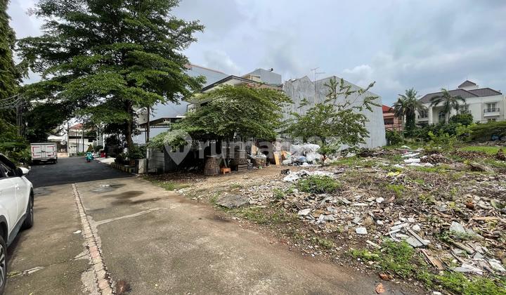 Tanah Kavling Mewah 504M² Hoek