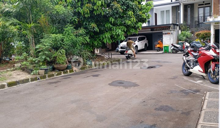 Rumah 3 Lantai Akses Ketoll Kukusan Depok 500m Saja 2