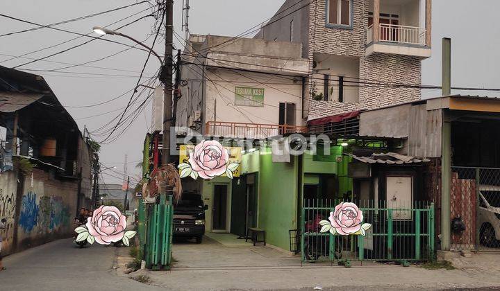 Rumah 2,5 Lantai Plus Toko di jalan utama KH. Hasyim Ashari, Pinang, Tangerang. 1