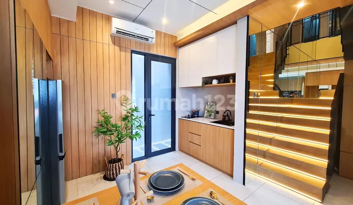 Parkspring residence