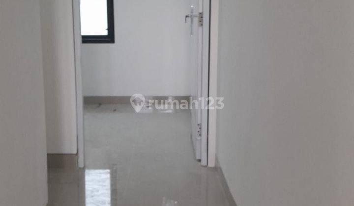 Di jual Rumah 2 lantai daerah Kemayoran Jakarta pusat 2