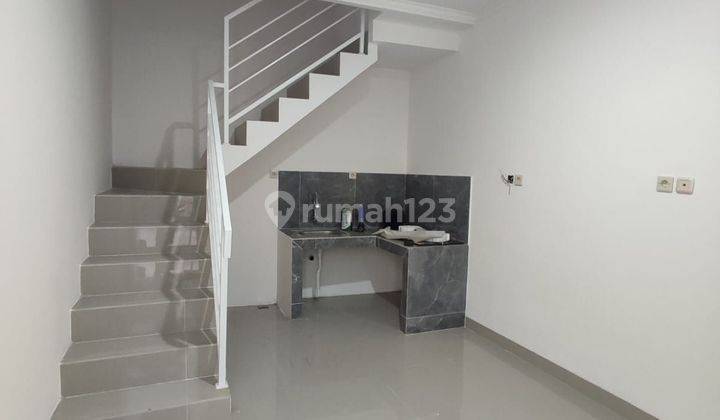 Di Jual Rumah Cantik Dan Elegant 2 Lantai Di Jalan Pisangan Baru Jakarta Timur  2