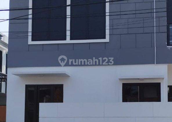 Rumah 2 Lantai Minimalis Tempat Strategis Di Kemayoran Jakarta Pusat  1