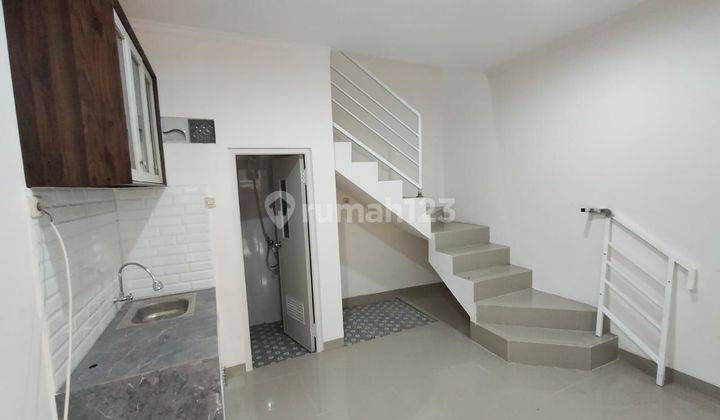 Rumah Tempat Strategis Minimalis Modern 2 Lantai Jalan Industri Jakarta Barat  2