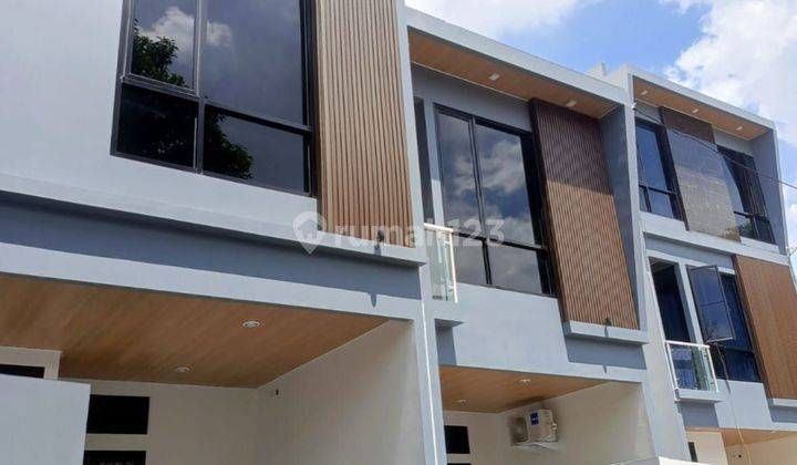 Rumah Minimalis Modern Semi Apartemen 3 Lantai Akses Mobil Di Rawasari Jakarta Pusat  1