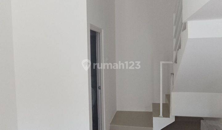 Dijual Rumah 2 Lantai Minimalis Modern Tempat Strategis 5 Menit Ke Mall Sunter Di Sunter Agung Jakarta Utara  2