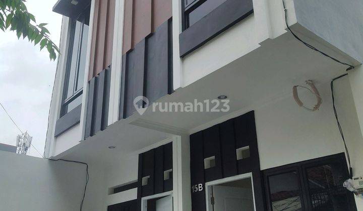 Rumah Tempat Strategis Minimalis Modern 2 Lantai Jalan Industri Jakarta Barat  1