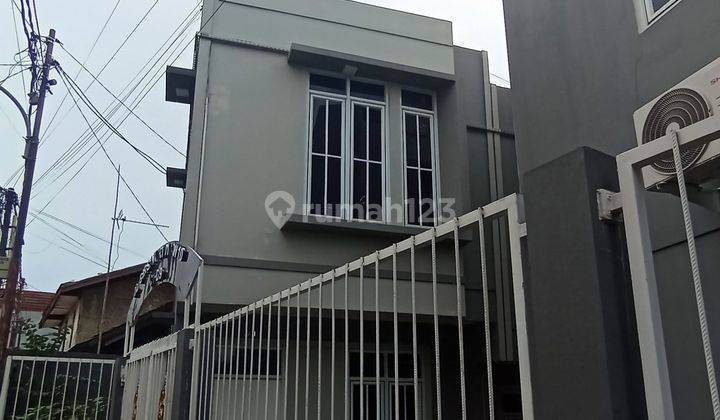 Dijual Rumah Baru Tempat Strategis 2 Lantai Di Cempaka Putih Jakarta Pusat  1