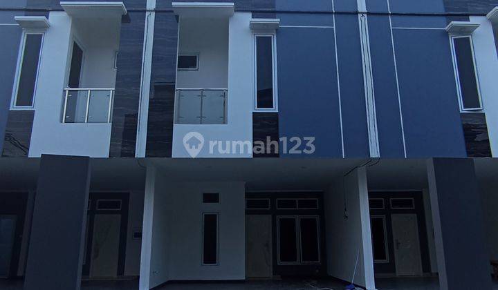 Rumah Mewah Murah 2 Lantai Semi Apartemen Di  Pisangan Jakarta Timur  1