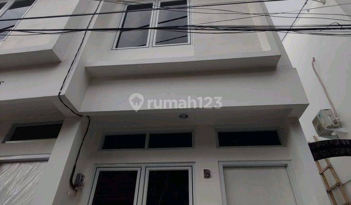 Dijual Rumah Minimalis Modern 2 Lantai Strategis Di Pangkalan Asem Jakarta Pusat  1