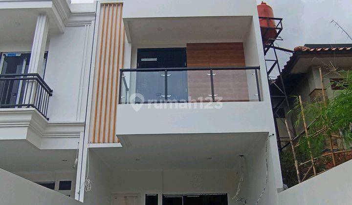 Jual Rumah 2 Lantai Minimalis Tempat Strategis Di Sunter Agung Jakarta Pusat  1