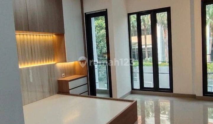 Rumah 2 Lantai Lokasi Strategis Jalan Utama Cempaka Putih 2