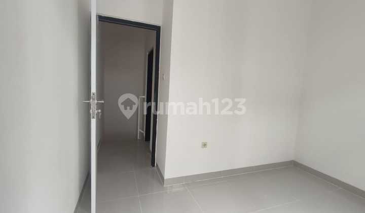 Rumah 2 Lantai Lokasi Strategis Area Cempaka Putih 2
