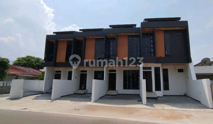 Rumah 2 Lantaii Siap Huni Area Perkantoran Rumah 2 Lantaii Siap Huni Area Perkantoran
