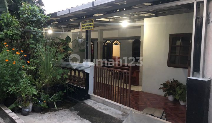 Rumah Luas Dan Bagus Di Dekat Pusat Kota Bekasi