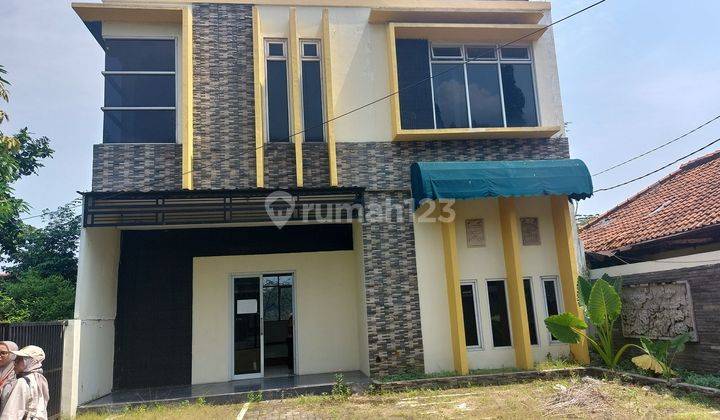 Di Jual Cepat Ruko bagus di Jln.Ahmad yani SHM 1