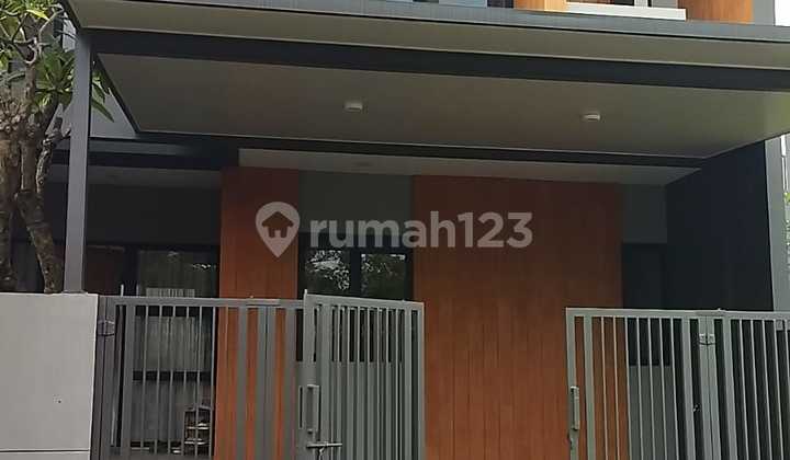 Nice Luxury House Location Inside.cluster In Grand Wisata 2