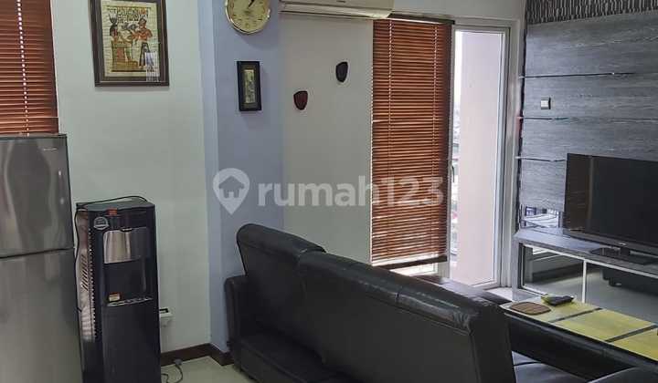 Spacious Apartment in the Golden Triangle of Bekasi City, Steps Away from LRT Station. 2
