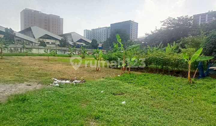 Tanah Darat Sangat Strategis Berada di Pusat Kota Jakarta Timur SHM Bebas Banjir Pinggir Jalan Raya