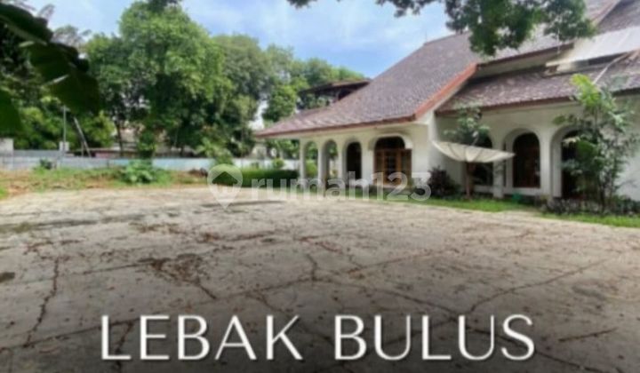 Rumah Mewah Pinggir Jln Harga Murah.dengan Fasilitas Kolam Renang di Lebak Bulus Bagus