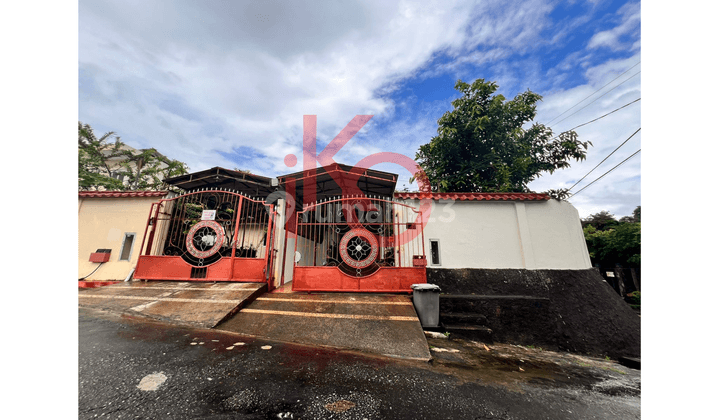 Disewa Rumah Cantik di Nagoya  1