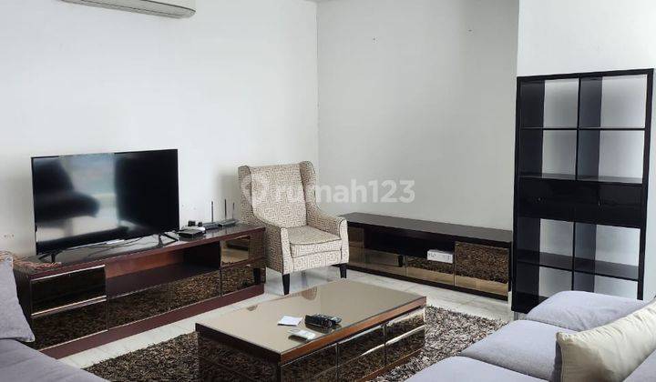 Peak Sudirman Apartment 3br 232m2 High Zone Furnished For Rent 1