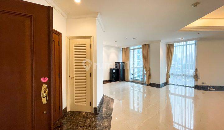Four Seasons Residence 3br 196m2 Unfurnished For Rent  1