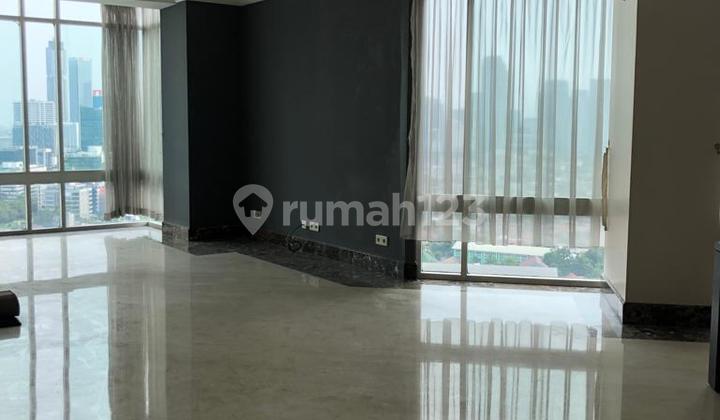 For Quick Sale: Four Seasons Residences 2 Bedrooms 196m2 Unfurnished Price Negotiable