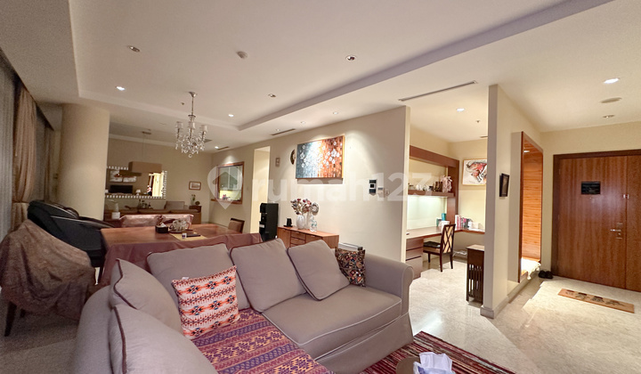 Oakwood Mega Kuningan 3 Bedrooms 207m2 Furnished For Rent 1