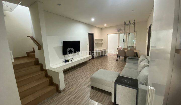 Serenia Hills Lebak Bulus 3br 140m2 Furnished For Rent 1