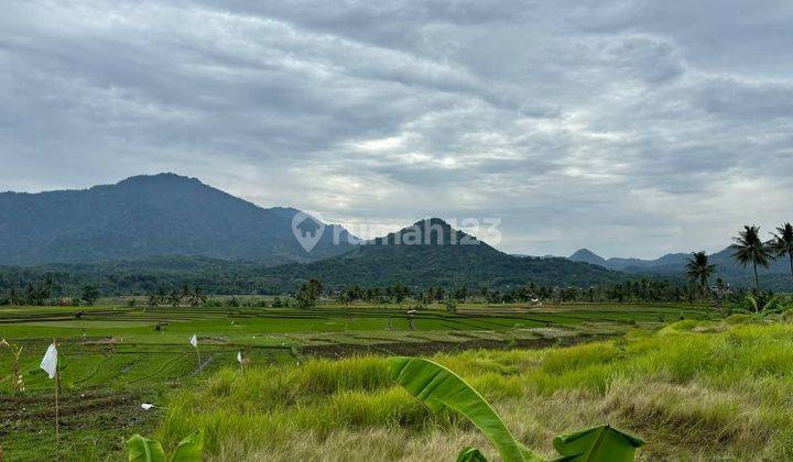 Dijual Tanah 100 m² Dengan View Termegah  1