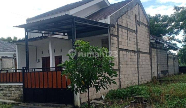 Muna 3418 Rumah Perum Adiland Kedayang Gresik 2