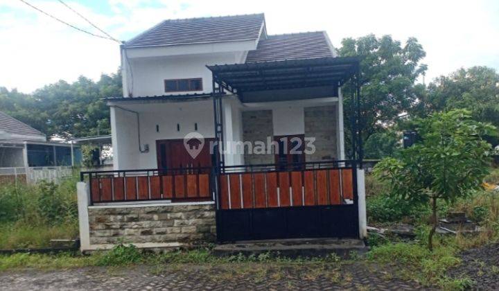 Muna 3418 Rumah Perum Adiland Kedayang Gresik 1
