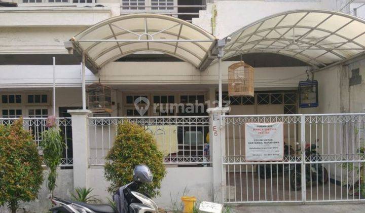 Julia 5584 Rumah Kost Satu Stengah Lantai Di Siwalankerto Murah!. 1