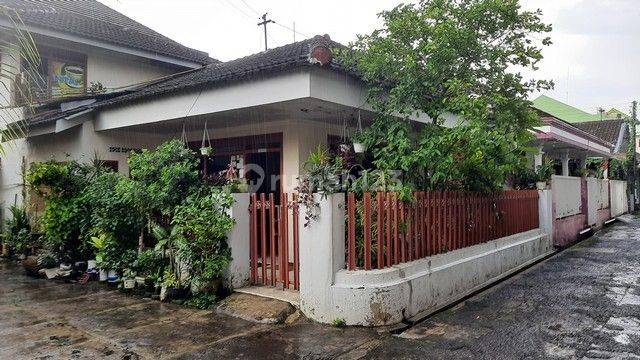 RUMAH KH SIDIQ JEMBER 89627 1