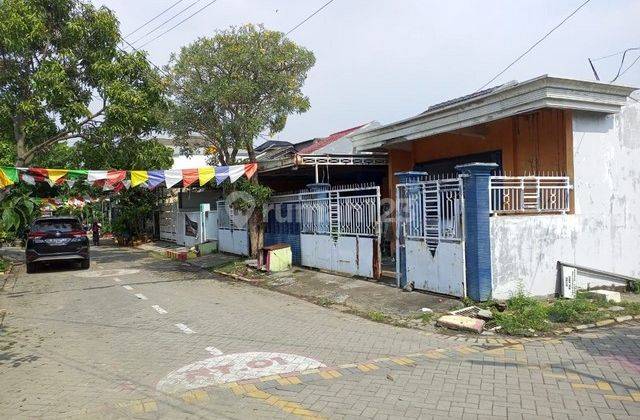 RUMAH PURI PERMATASARI GRESIK 61151 2