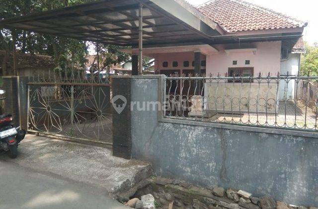 RUMAH MANGLI JEMBER 83006 1