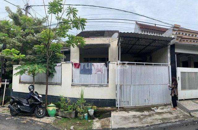 RUMAH INTAN GRESIK 40158 2