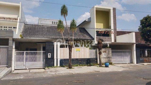 RUMAH PISANGCANDI MALANG 88210 2