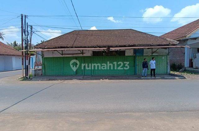 RUMAH SULTAN AGUNG JEMBER 91808 2