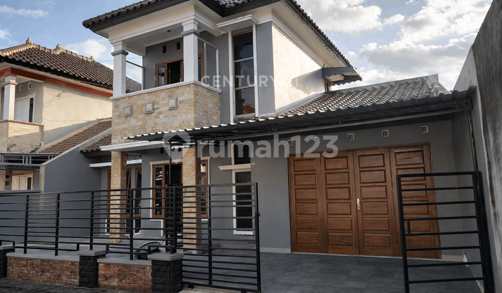 2-Story House near Maguwoharjo Stadium, Ideal for Living