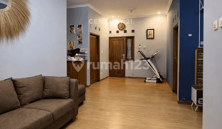 3 Bedroom House on Godean Street Near Malioboro Affordable Price 2