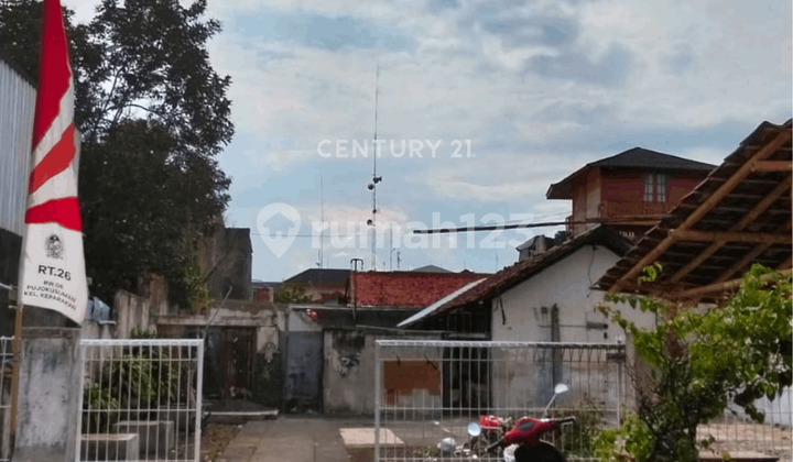 Land Area 609M2 in Mergangsan Only 300M From Rs Pratama