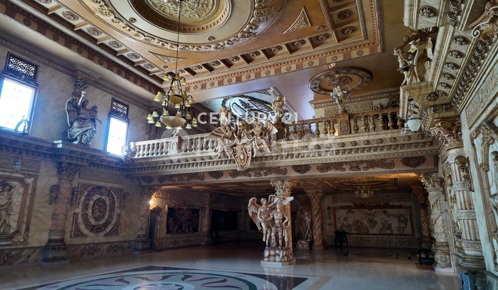 2-Story Building, Area 1430 M2, Land Depth 30, Beside Magelang Road 2